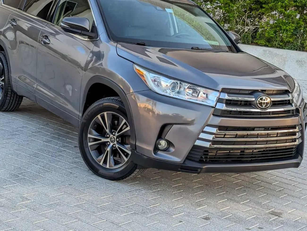 تويوتا هايلاندر Le Plus 3.5L V6- Rear Camera - 7 Seater