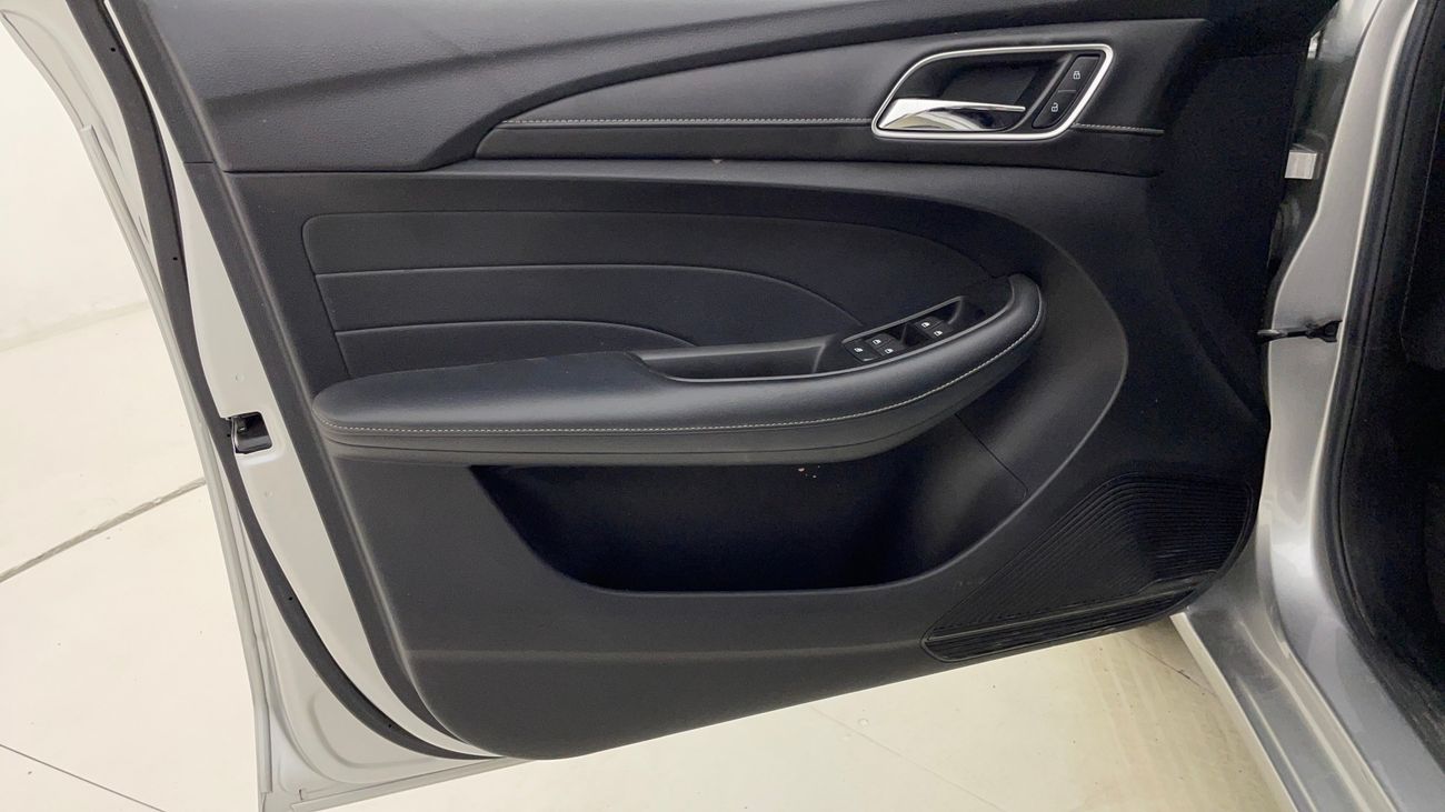 أم جي 5 STD 1.5 | بدون دفعة مقدمة | اختبار القيادة في المنزل