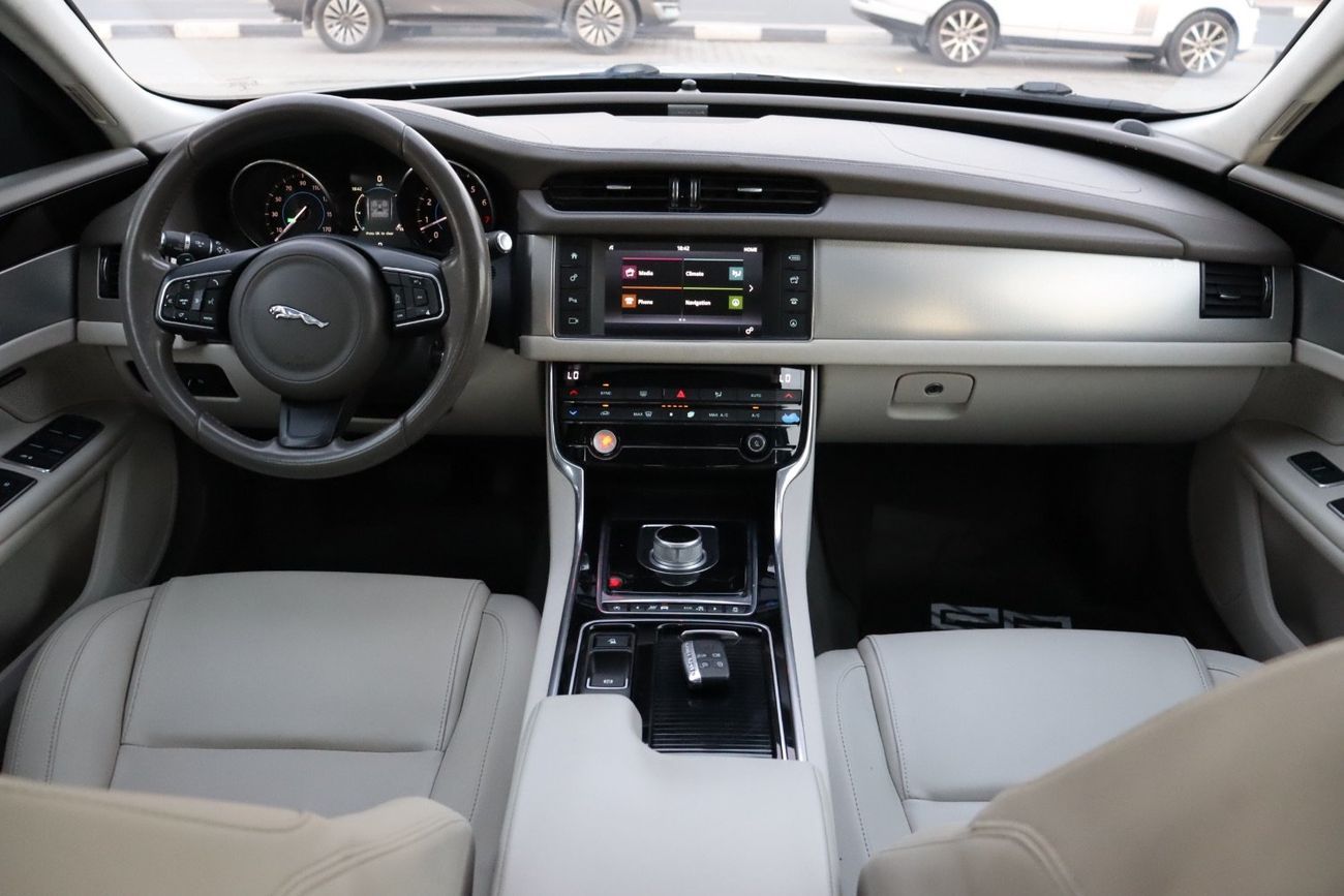 جاكوار XF JAGUAR XF R-SPORT 3.5L SUPERCHARGER 2016