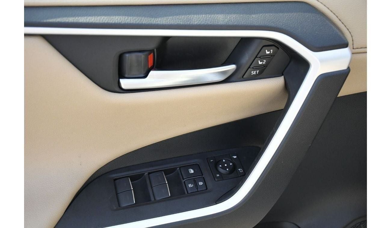 Toyota RAV4 Limited 2.5L Hybrid With Rader Full Option