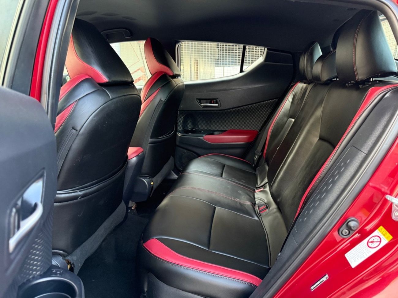 Toyota CHR 2019 LIMITED PUSH START FULL OPTION 2.0L US SPEC