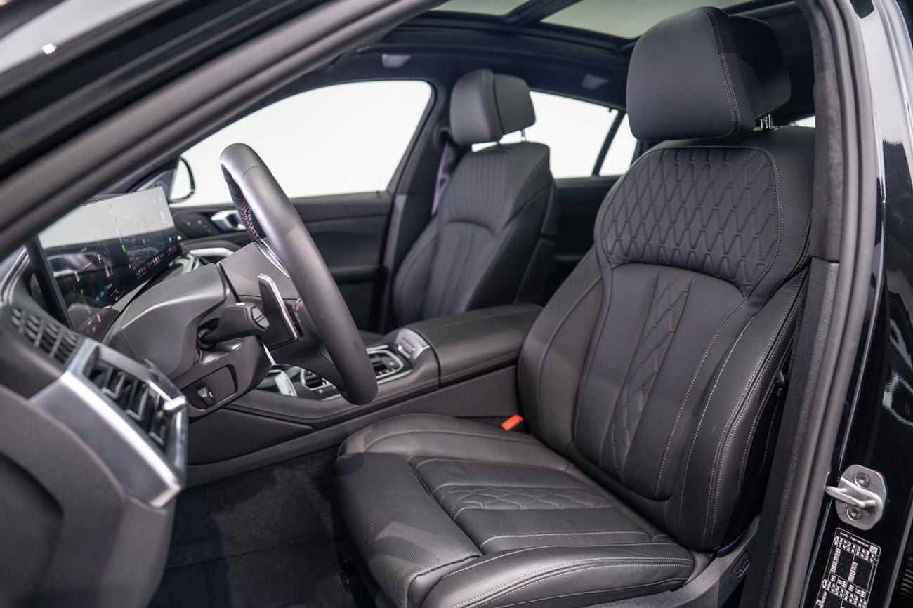 BMW X6 M60i