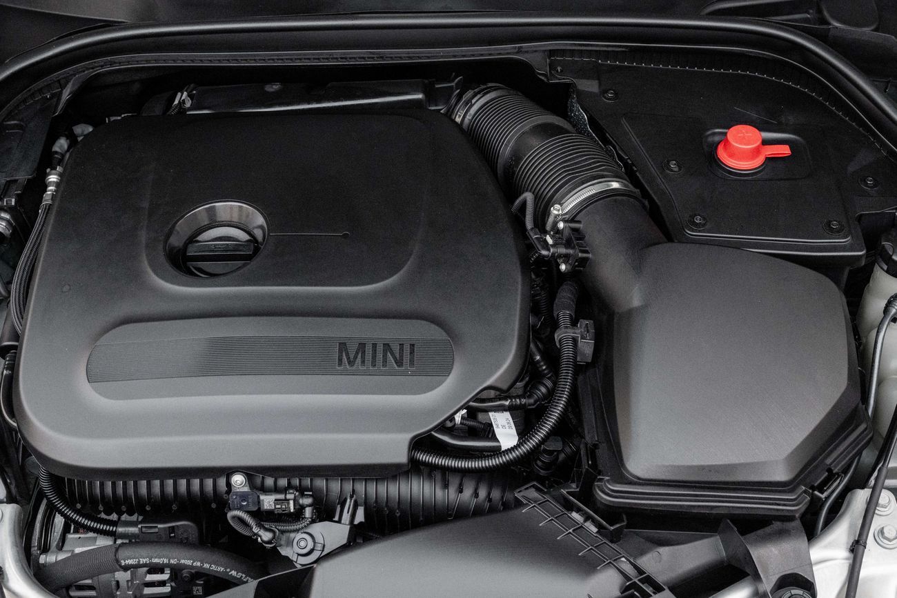 ميني كوبر Cooper S JCW | 2,664 P.M | 0% Downpayment | Mini Warranty + Service