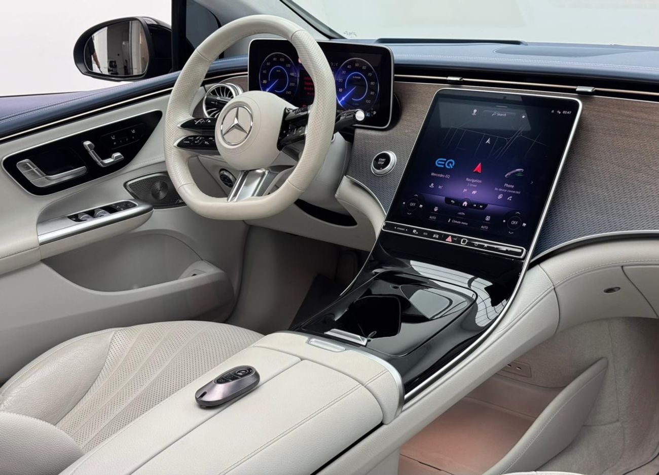 مرسيدس بنز EQE 350+ SUV 2023 Mercedes-Benz EQE 350+ Edition One, 2027 Mercedes Warranty and Service Pack, GCC