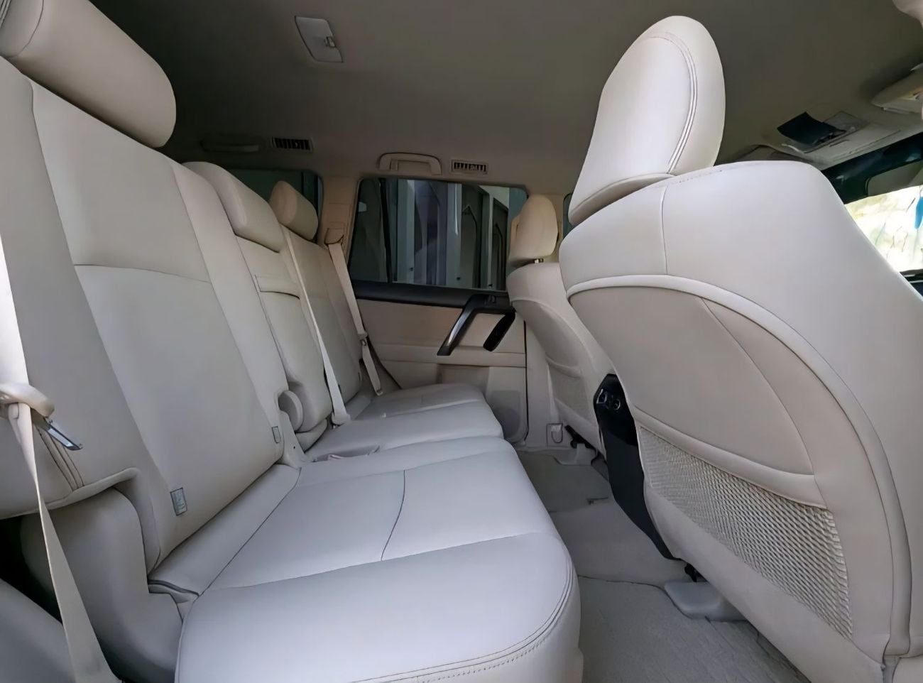 تويوتا برادو TXL LHD 4.0L V6 1GR petrol engine Automatic Gear 4WD 7 Seats 5 Doors