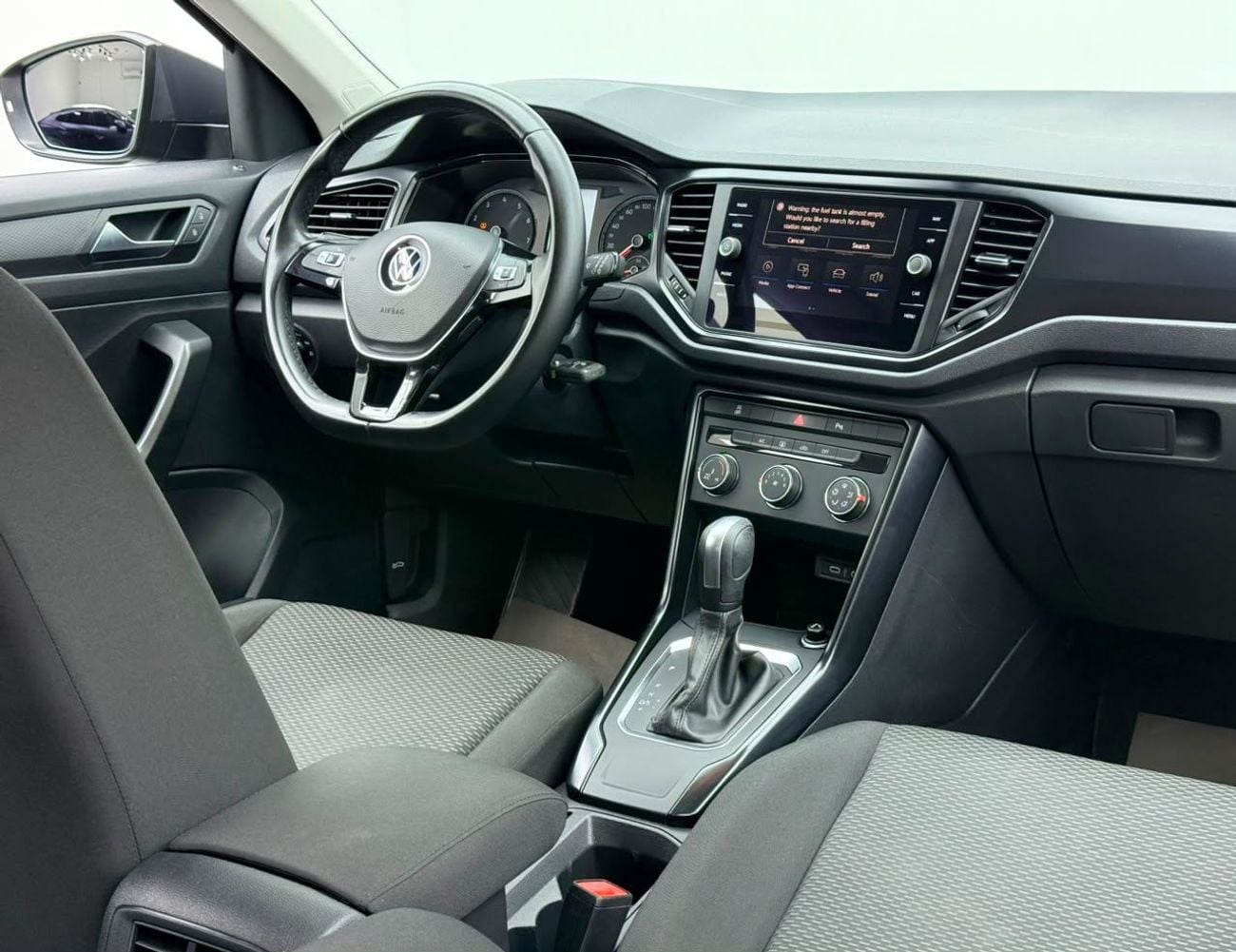 فولكس واجن T ROC 2022 Volkswagen T-Roc, Auto Guard Warranty, Excellent Condition, GCC