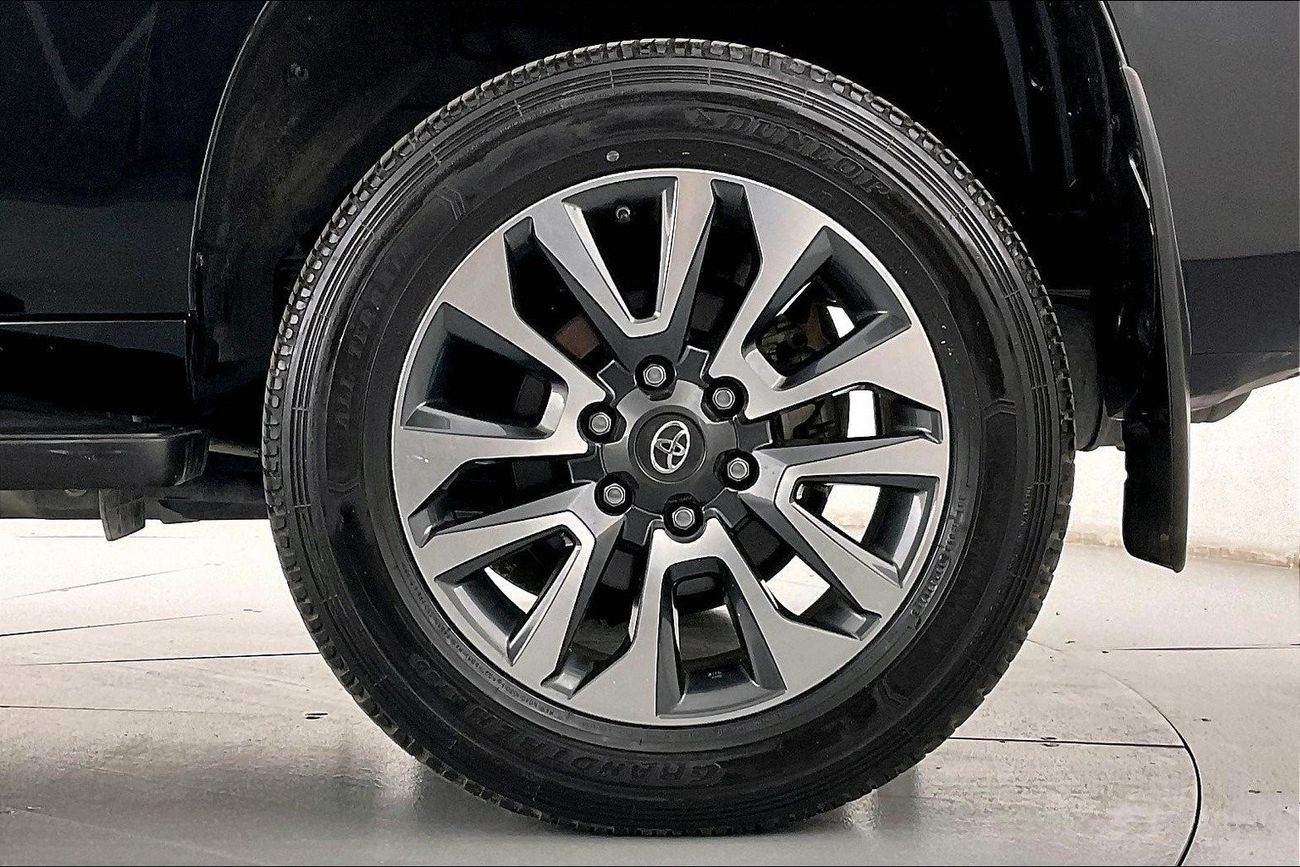 تويوتا برادو GXR | سنة ضمان مجانية | 0 دفعة أولى | سياسة الإعادة بعد 7 أيام