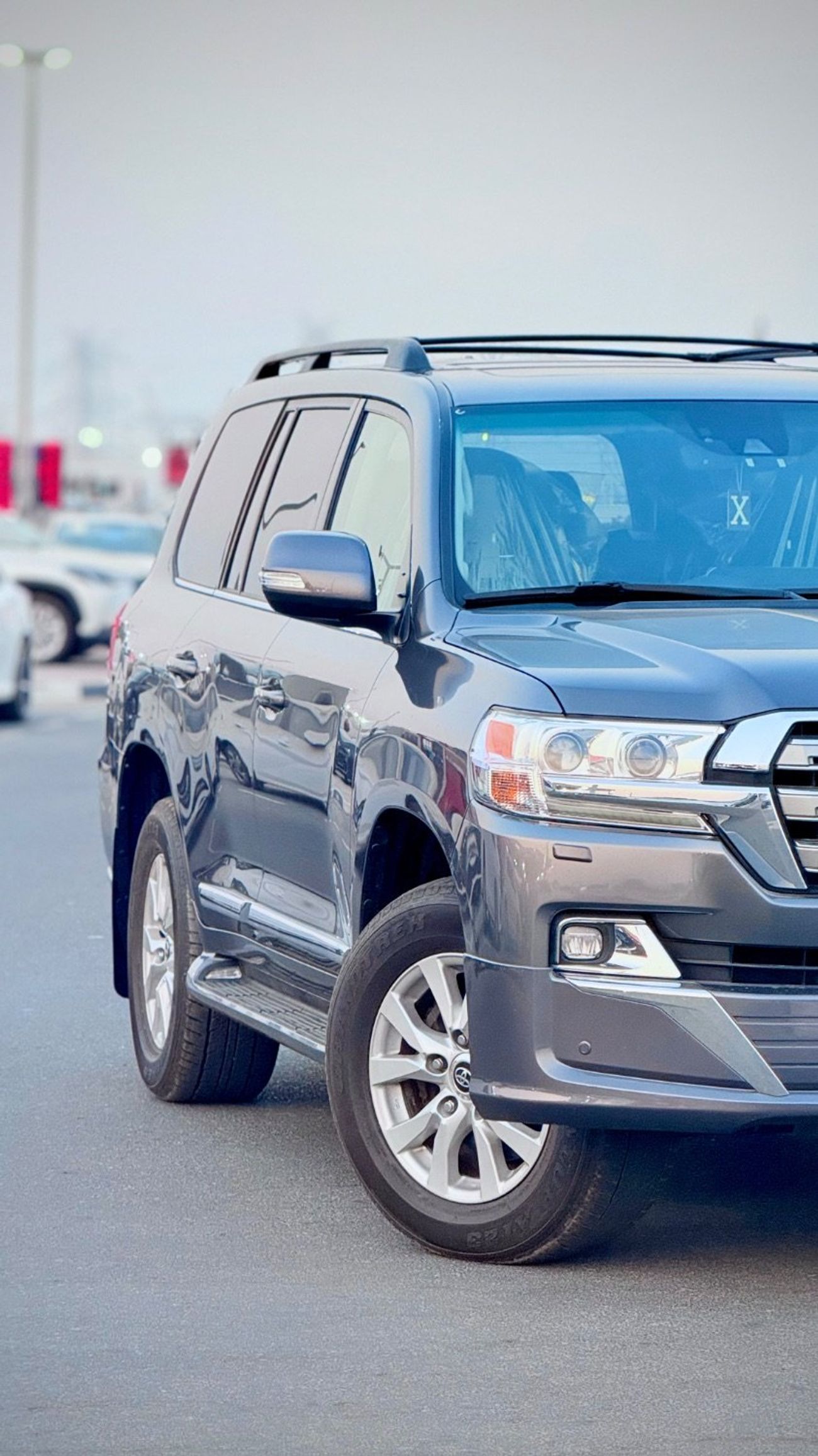 تويوتا لاند كروزر 2017 LHD VXR V8 Full Option Very Clean And Perfect Condition