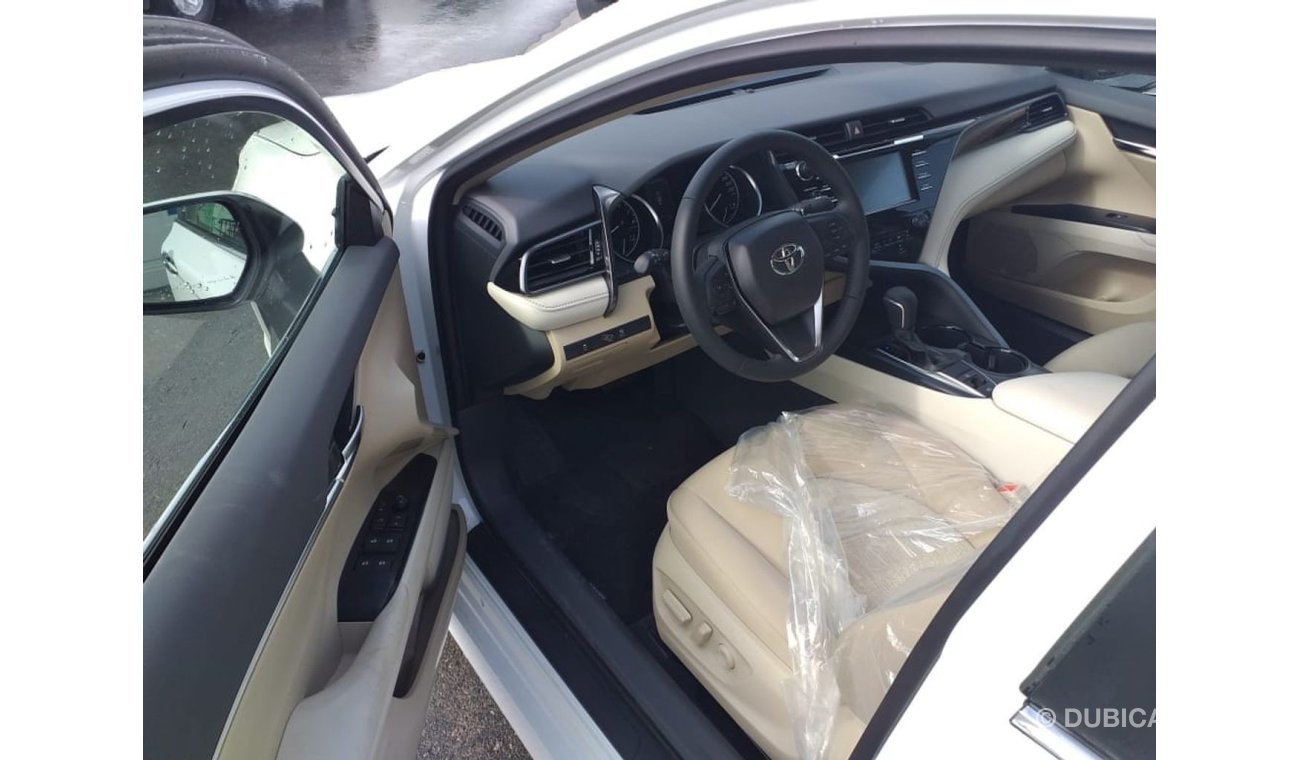 Toyota Camry 2.5cc GLE sunroof,electric seat