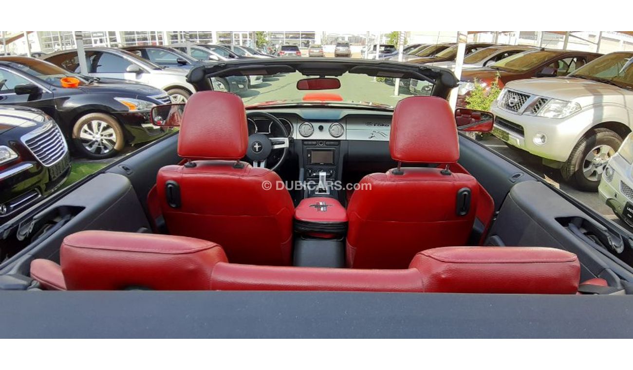 Ford Mustang Gulf 2006 in 8-cylinder condition, in very excellent condition, number one, leather, buying a rear w