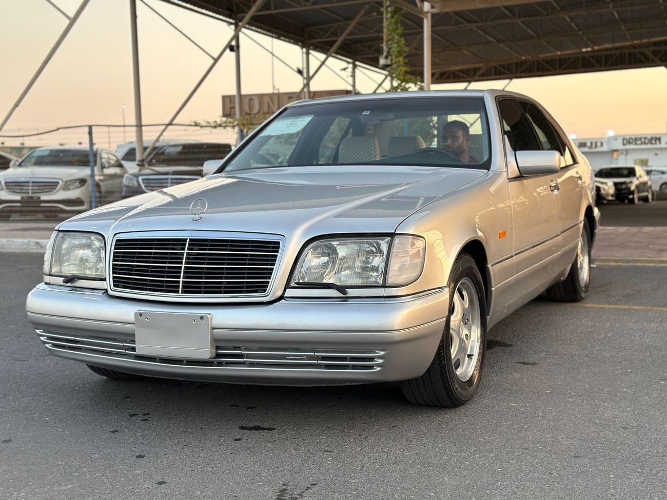 مرسيدس بنز S 500