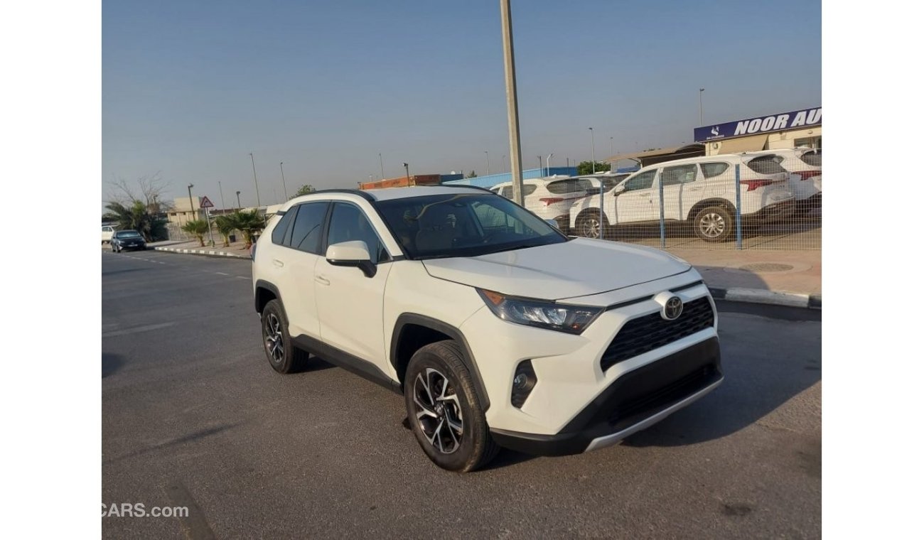 تويوتا راف ٤ TOYOTA RAV4 VERY CLEAN CAR