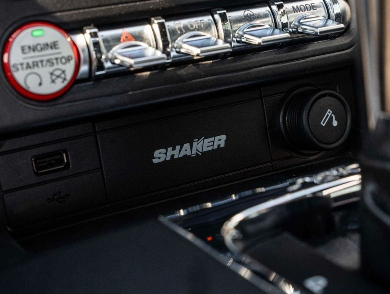 فورد موستانج AED 3,930 PM • MUSTANG 5.0 V8 • GT CALIFORNIA SPECIAL • FULL SERVICE HISTORY • PRISTINE CONDITION