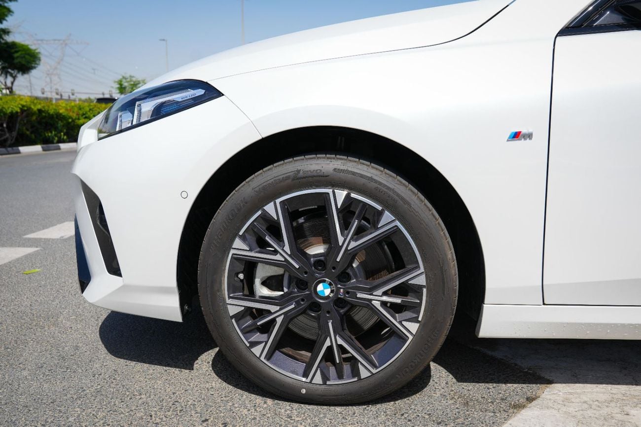 بي أم دبليو 225i 225L 2025!! BRAND NEW CAR!! MENTIONED PRICE IS FOR EXPORT ONLY