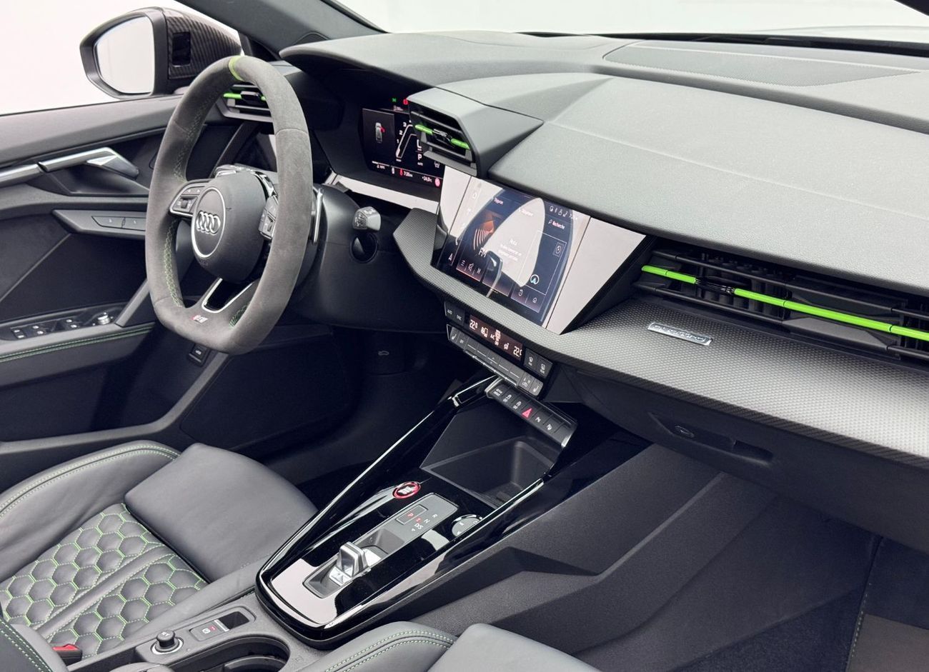 أودي RS3 TFSI quattro 2.5L Sportback 2022 Audi RS3 Quattro Hatchback, Full Audi Service History, Warranty, Ex