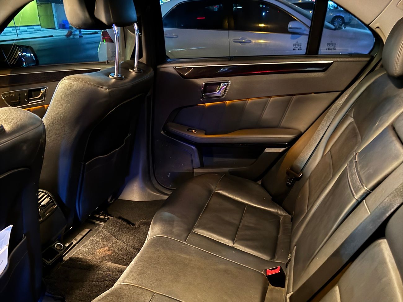 Mercedes-Benz E 350 2