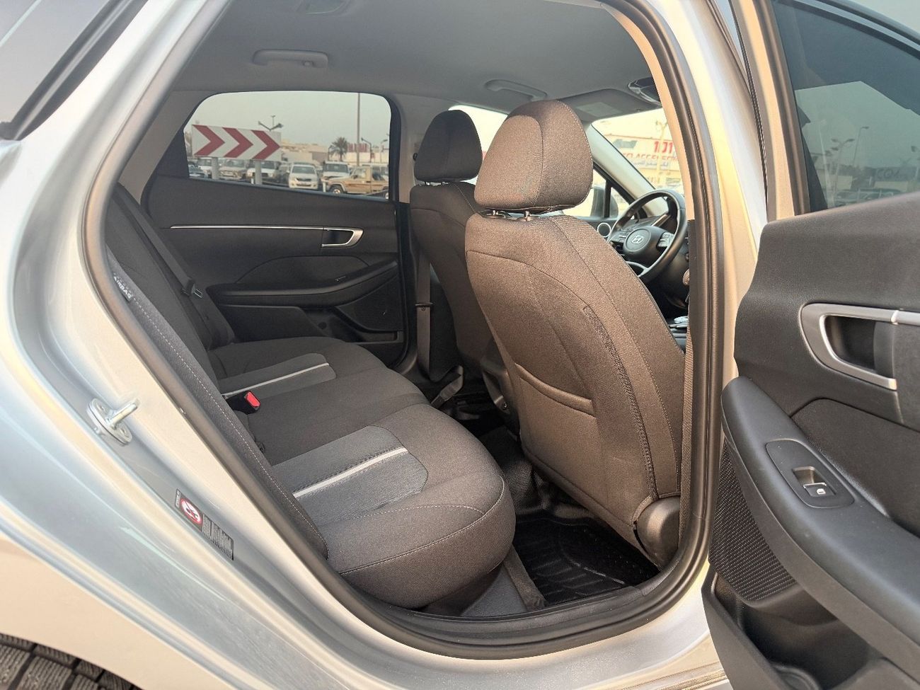 Hyundai Sonata Premium 2.5L