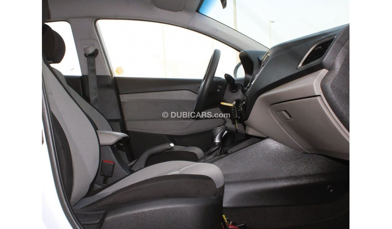 هيونداي أكسنت هيونداى اكسنت 2020 ابيض خليجي بحالة ممتازة بدون حوادث