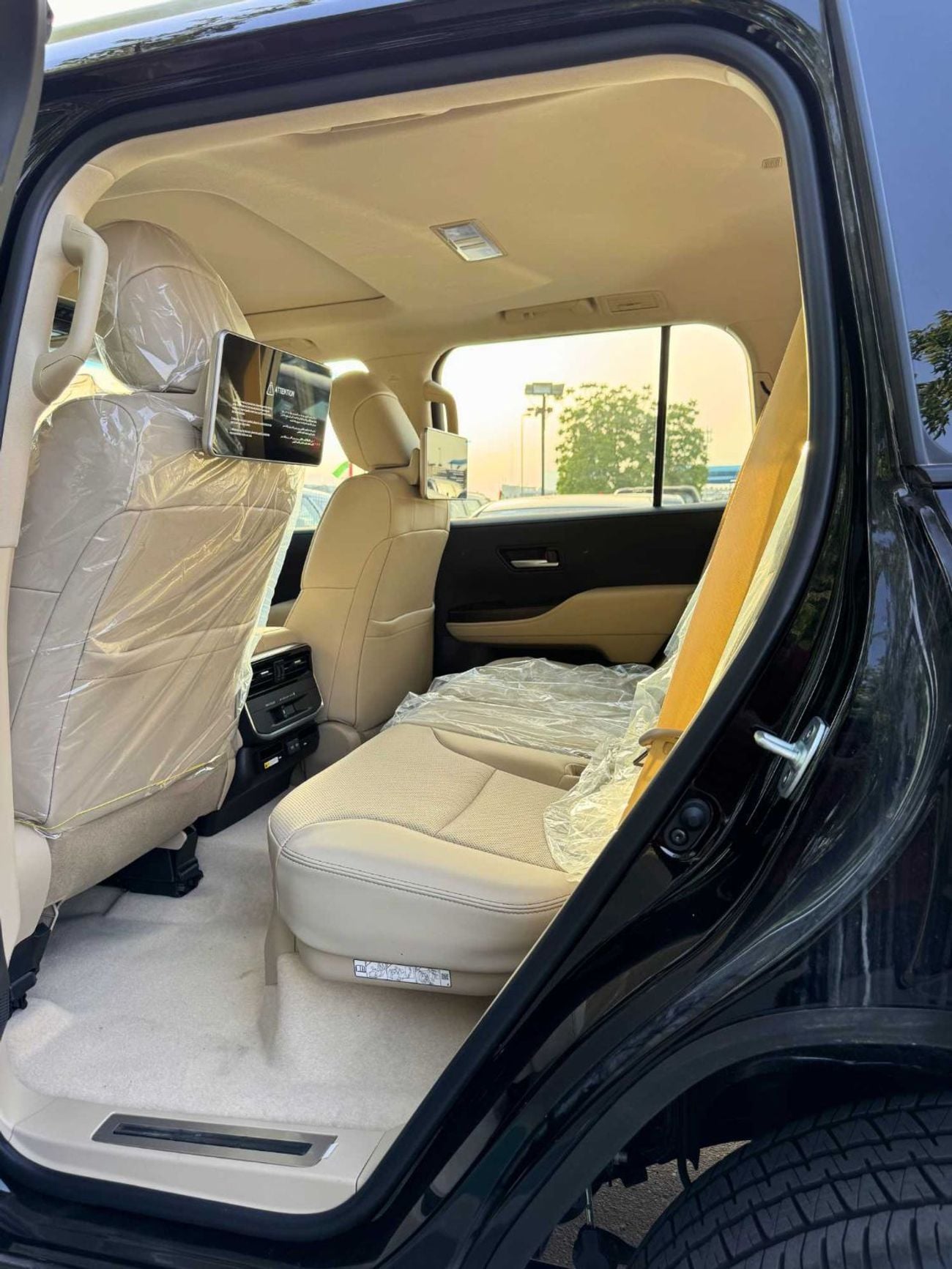 Toyota Land Cruiser GXR HIGH OPTN 4.0L PETROL V6 OMAN SPECS /RADAR /360 CAMERA | SOFT CLOSE DOOR | CODE#GXR4OM