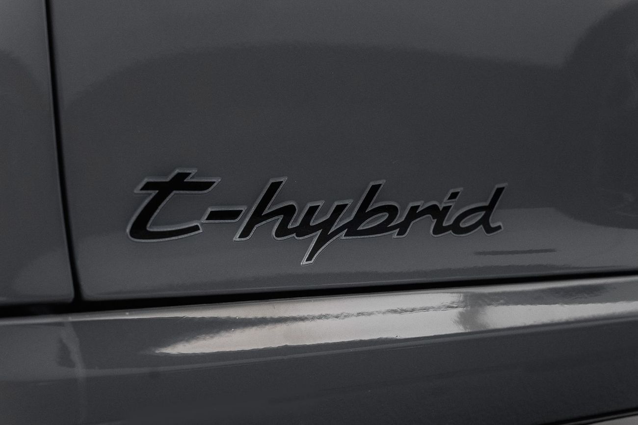 Porsche 911 Carrera 992.2 911 GTS T-Hybrid