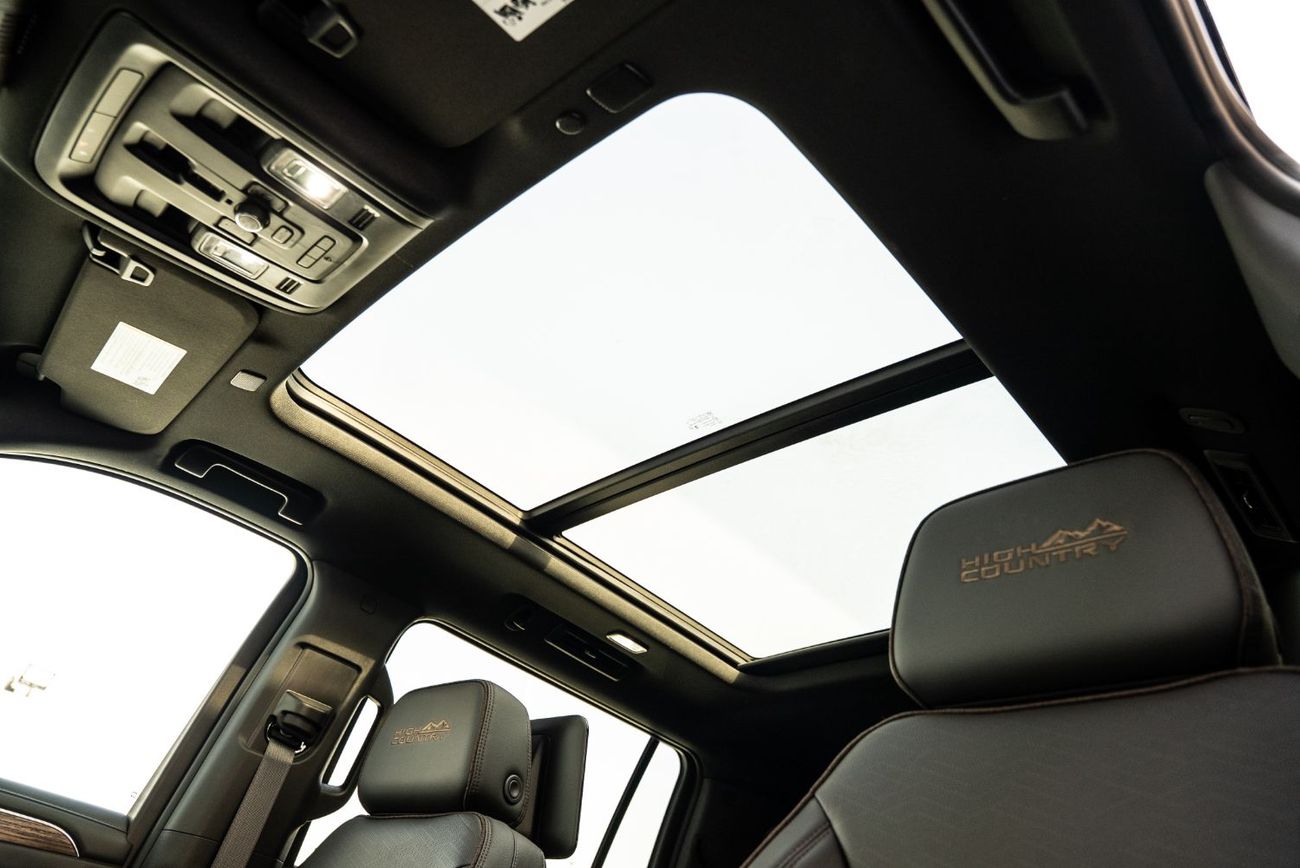 Chevrolet Suburban Suburban High Country FULL OPTION 6.2L V8 for Export