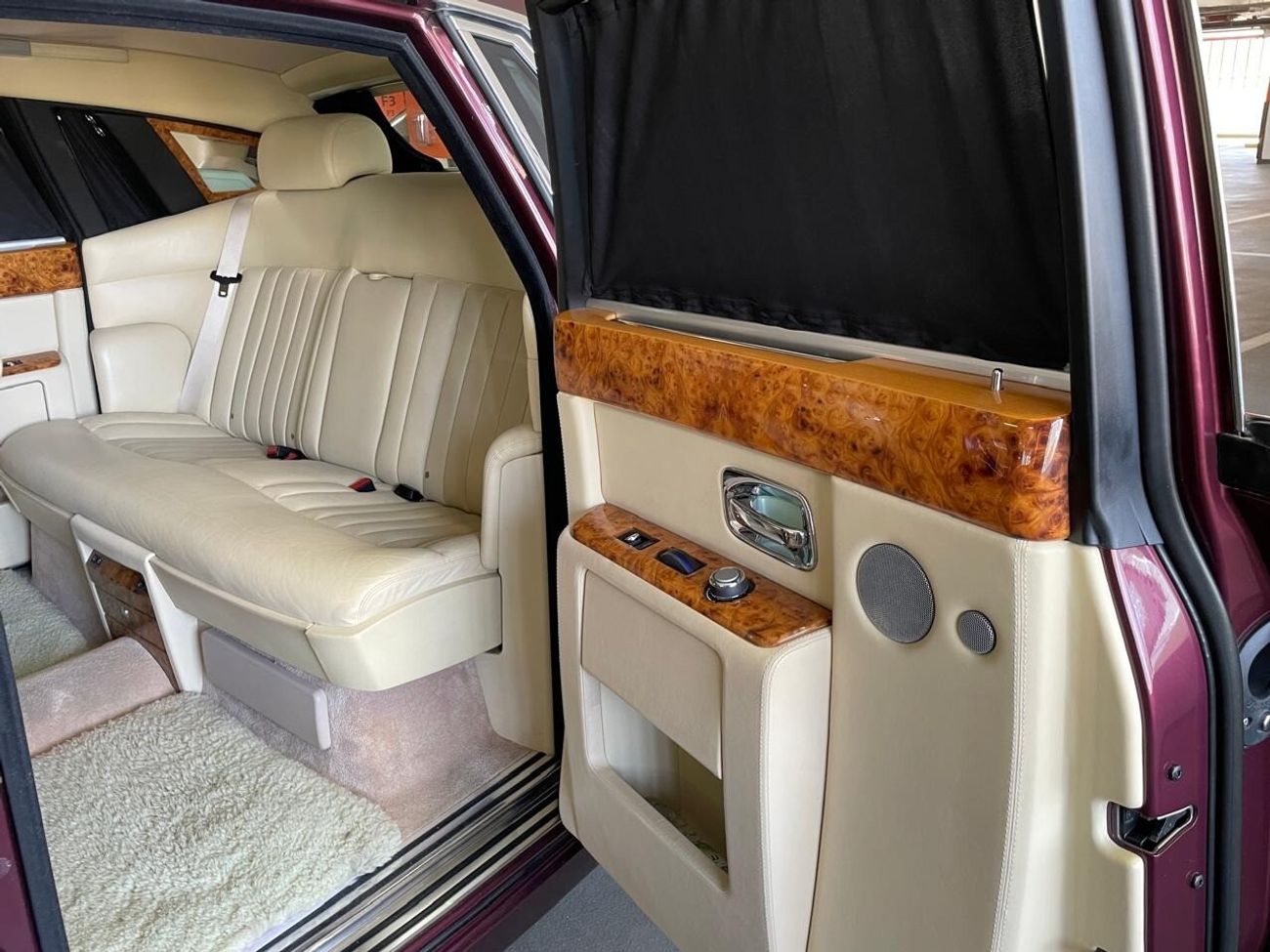 رولز رويس فانتوم Phantom Sedan 4-Door