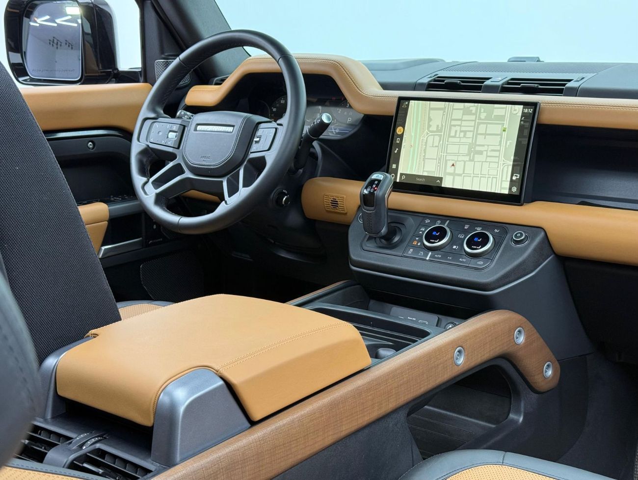 Land Rover Defender P400 110 X 3.0L (5 Seater)