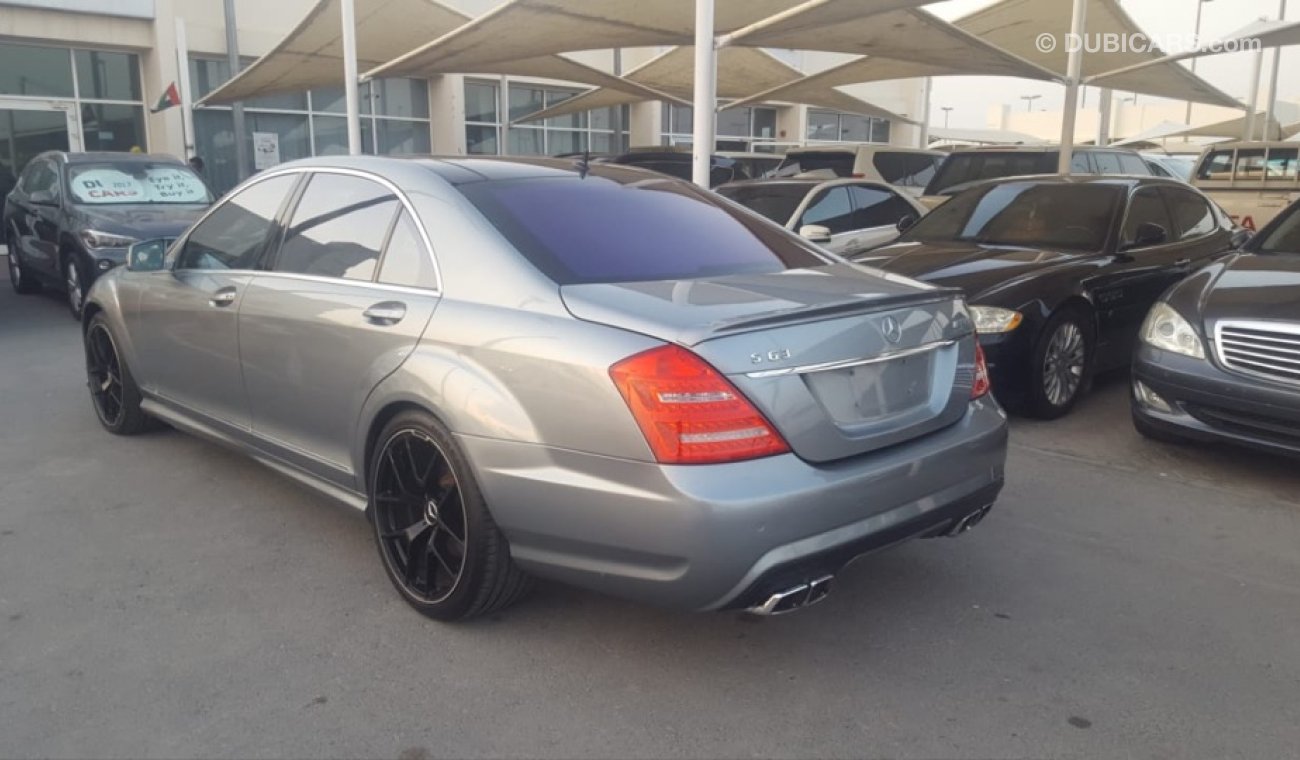 مرسيدس بنز S 500 مرسيدس S500 موديل 2006 خليجي السياره بحاله ممتازه من الداخل والخارج فل اوبشن بانوراما السياره بحالهم