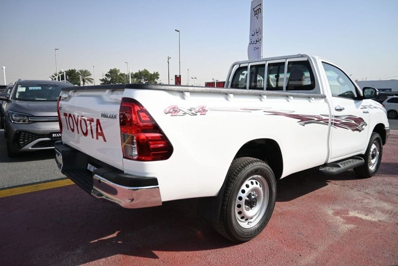 تويوتا هيلوكس تويوتا هيلوكس GLX 2.7L بنزين ، بيك أب ، دفع رباعي ، بابين ، ناقل حركة يدوي ، كابينة واحدة ، مفتاح تش