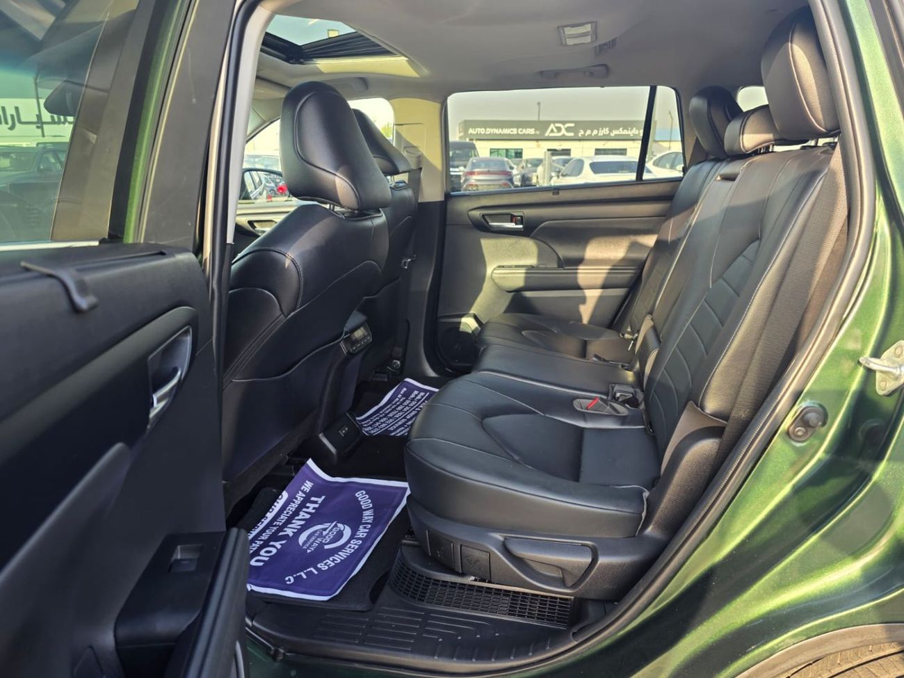 Toyota Highlander 2.5L Hybrid XSE sport Edition Sunroof, Push button and 7 seater