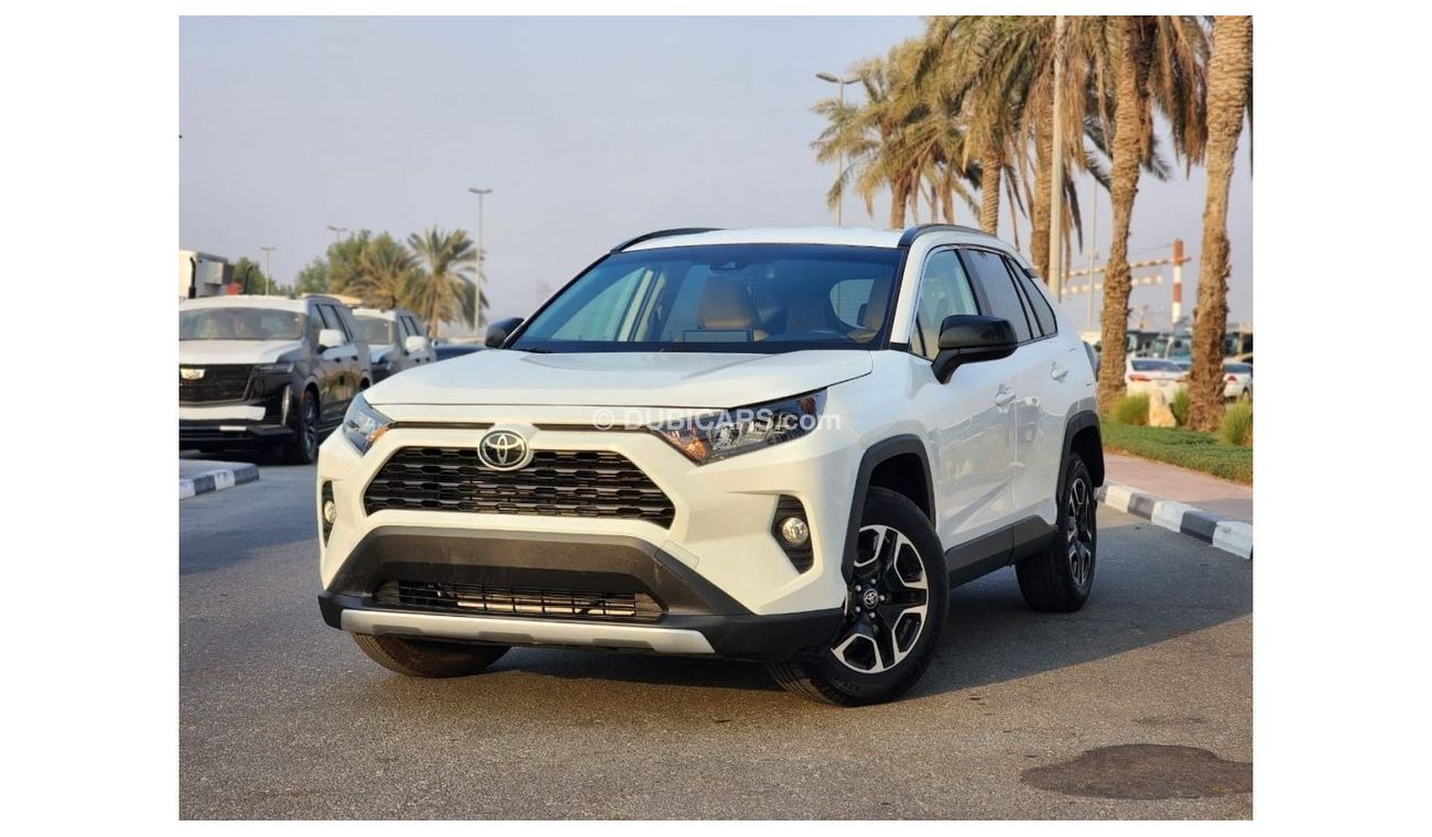 Toyota RAV4 LE TOYOTA RAV4 2019