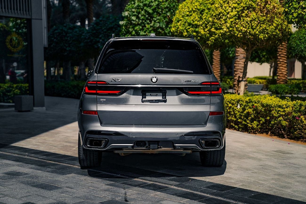 BMW X7 XDrive 40i Fully loaded Clean title 2keys Original paint no accident completely serviced
