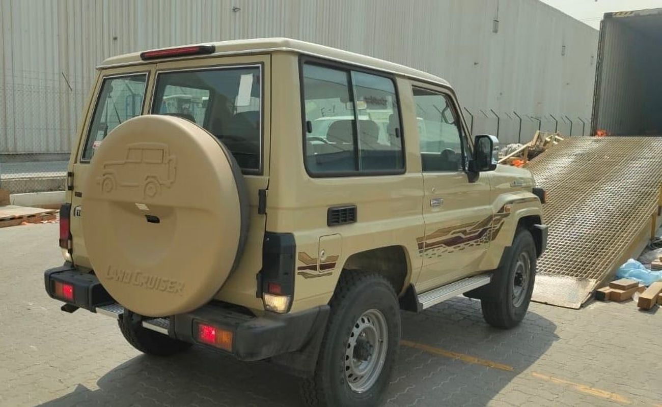 Toyota Land Cruiser 70 Toyota LC71 2.8 AT mid option Saudi 2024