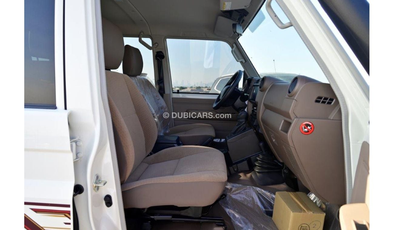Toyota Land Cruiser Pick Up 79 Double Cabin 2.8L Turbo Diesel 4WD Automatic