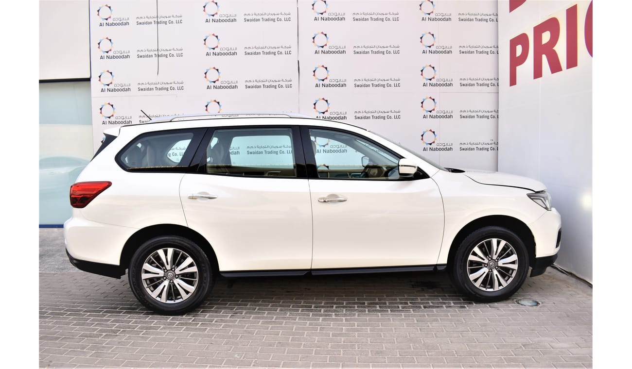 Nissan Pathfinder AED 1359 PM | 3.5L LE V6 4WD GCC DEALER WARRANTY