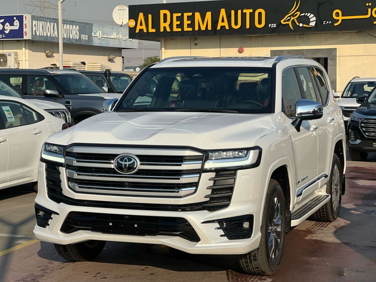 تويوتا لاند كروزر TOYOTA LAND CRUISER VXR 3.5L SUV 4WD 2025