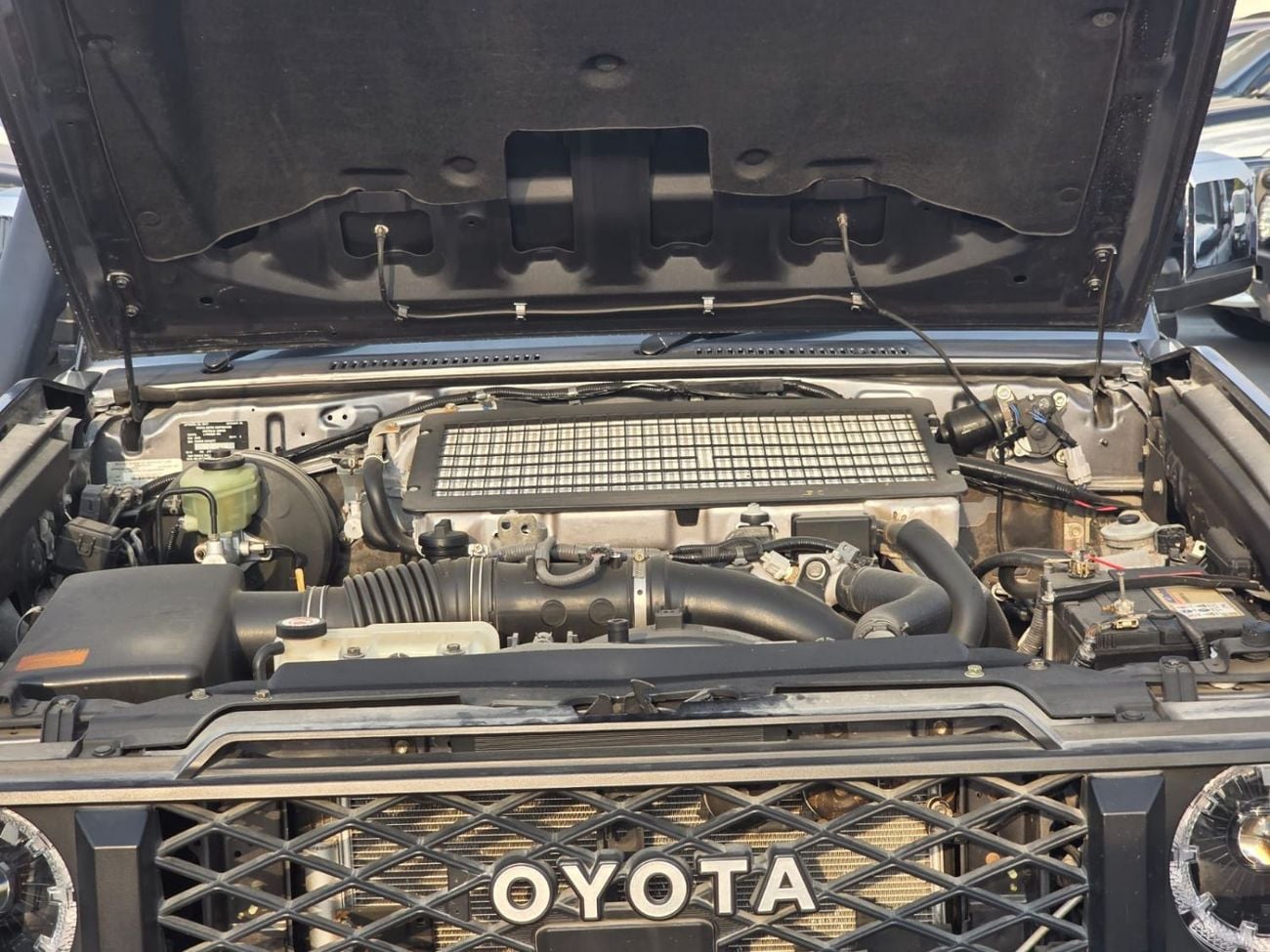 Toyota Land Cruiser Pick Up LAND CRUOESER PICKUP 2019 RIGHT HAND DRIVE FUEL DIESEL V8
