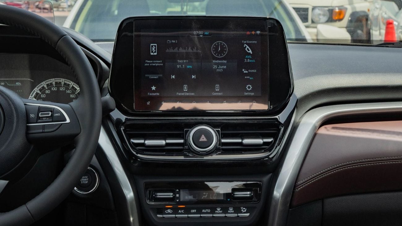 Toyota Urban Cruiser 2025 Toyota Urban Cruiser GLX 1.5L AT Petrol (White)