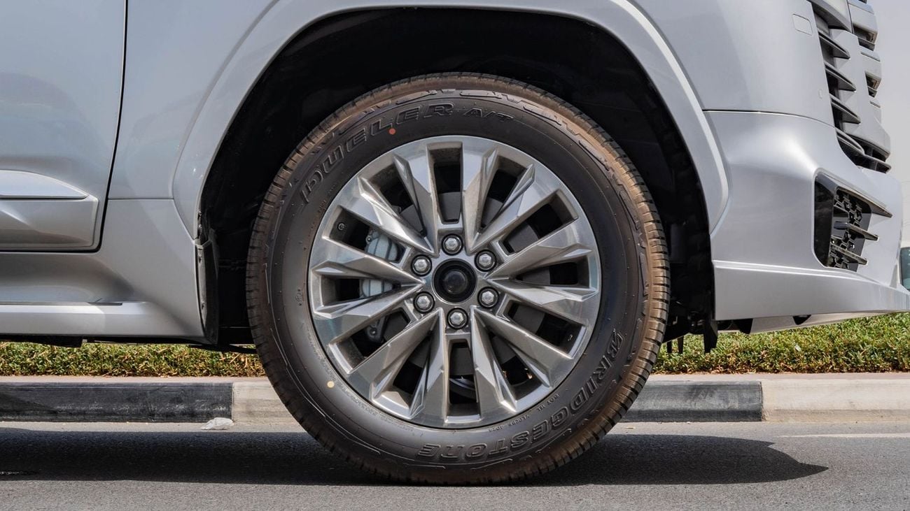 تويوتا لاند كروزر 2026 Toyota Land Cruiser VXR 3.5L Twin Turbo AT Petrol (Silver)