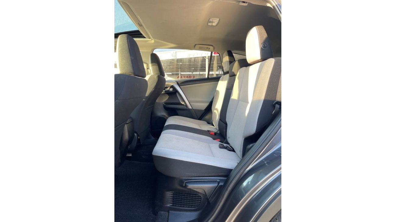 Toyota RAV4 2018 TOYOTA RAV4 XLE HYBRID FULL OPTIONS IMPORTED FROM USA