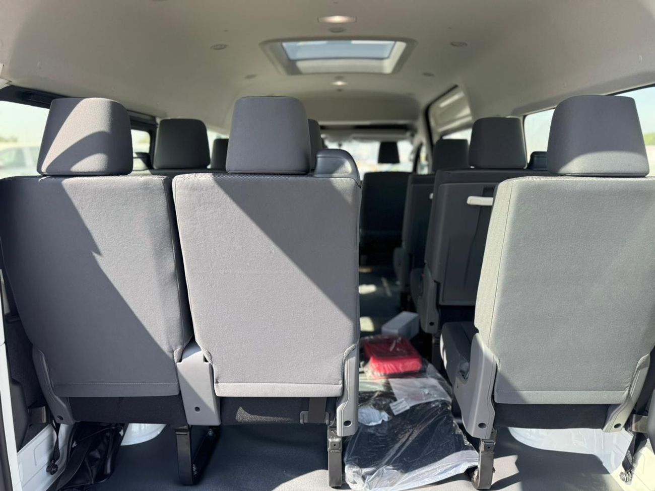 Toyota Hiace TOYOTA HIACE 2.8L 2026 GCC MANWAL