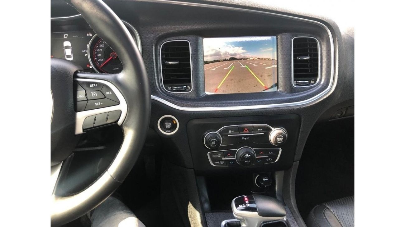 Dodge Charger SE Top charger ،2016 GCC V6 ،Full Options, sunroof, Low mileage