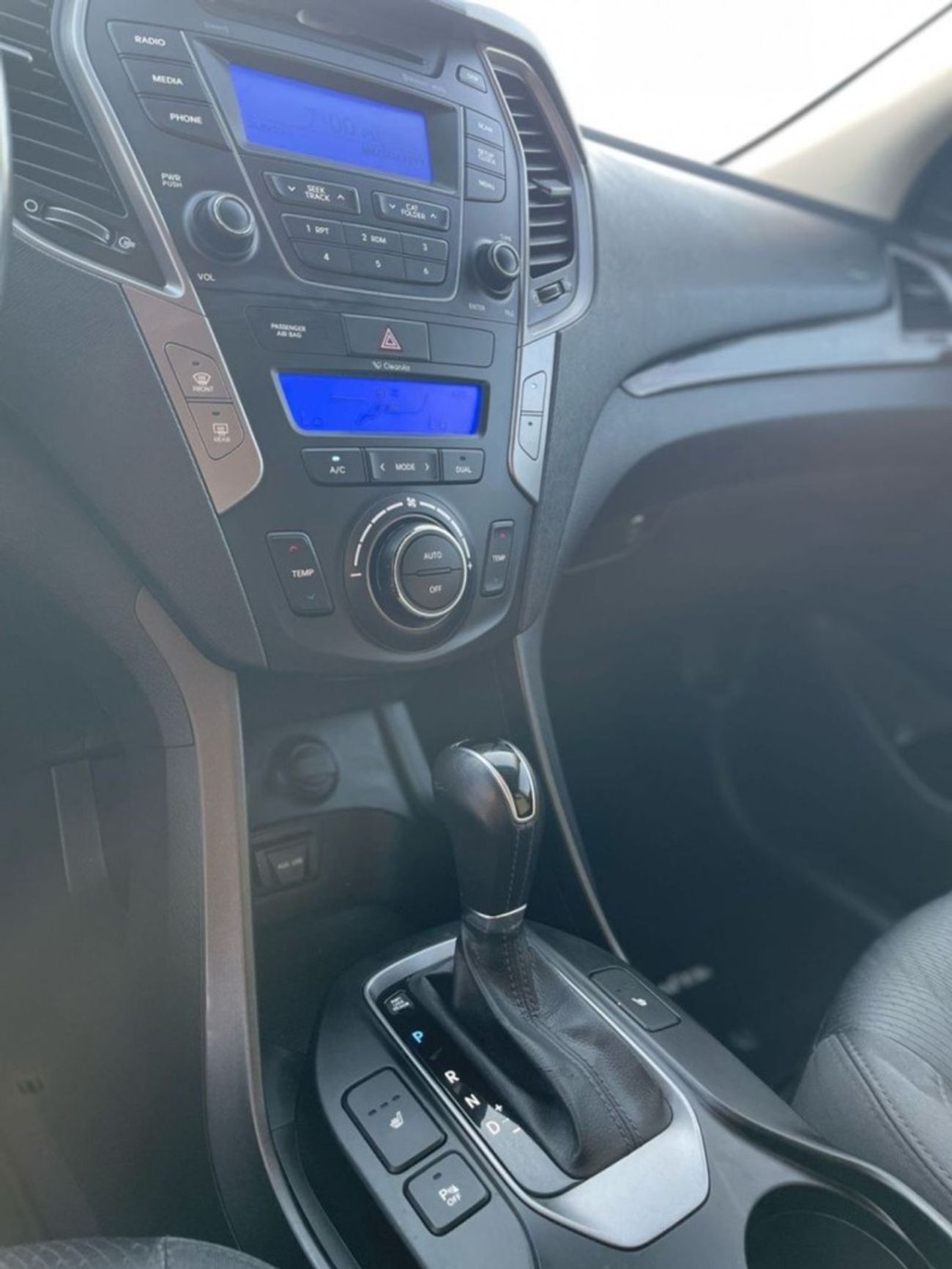 هيونداي سانتا في 2014 Hyundai Santa Fe Sports 2.4L V4 - Canadian Specs Without Accident - Electric Seats -Super clean