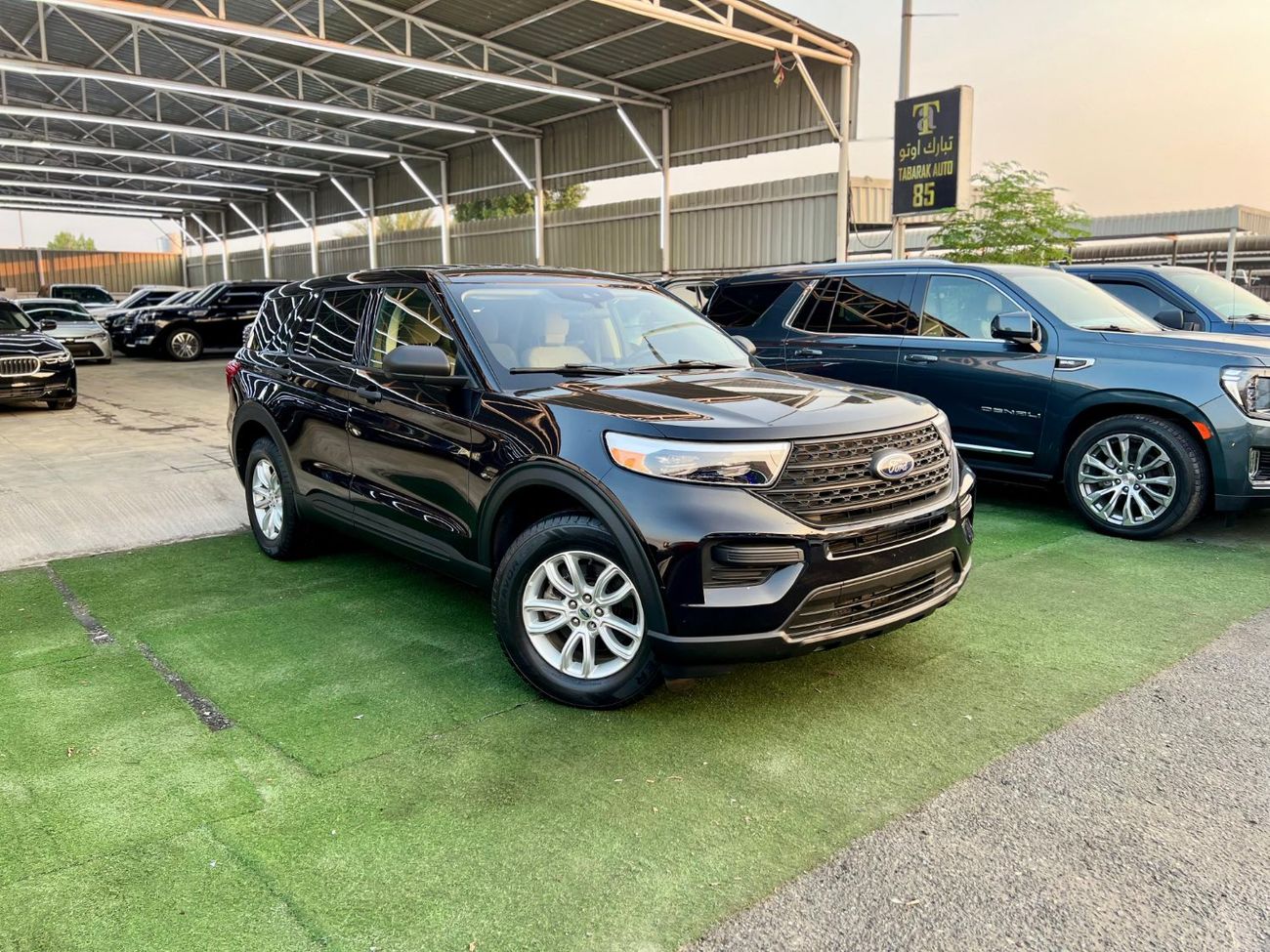 فورد إكسبلورر Base 100A 2.3L RWD warranty one year bank financie available