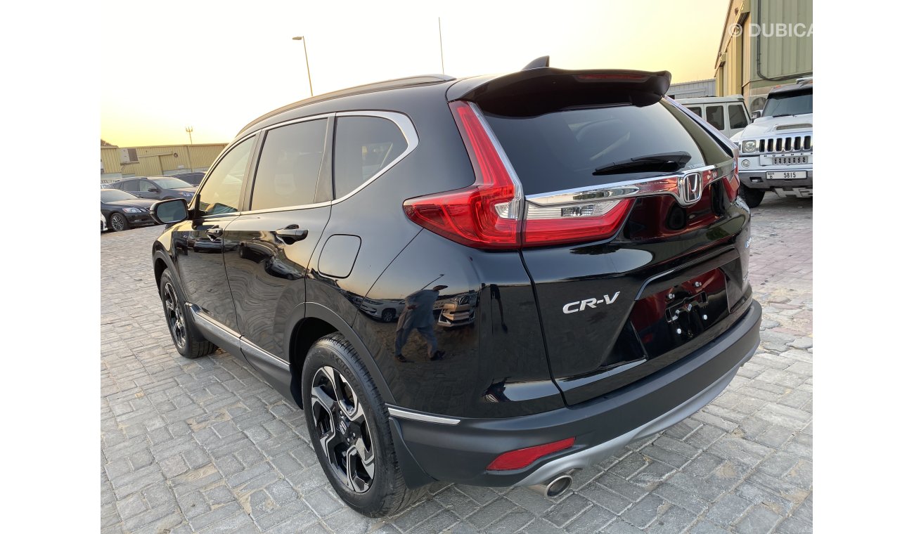 Honda CR-V Touring 1.5L