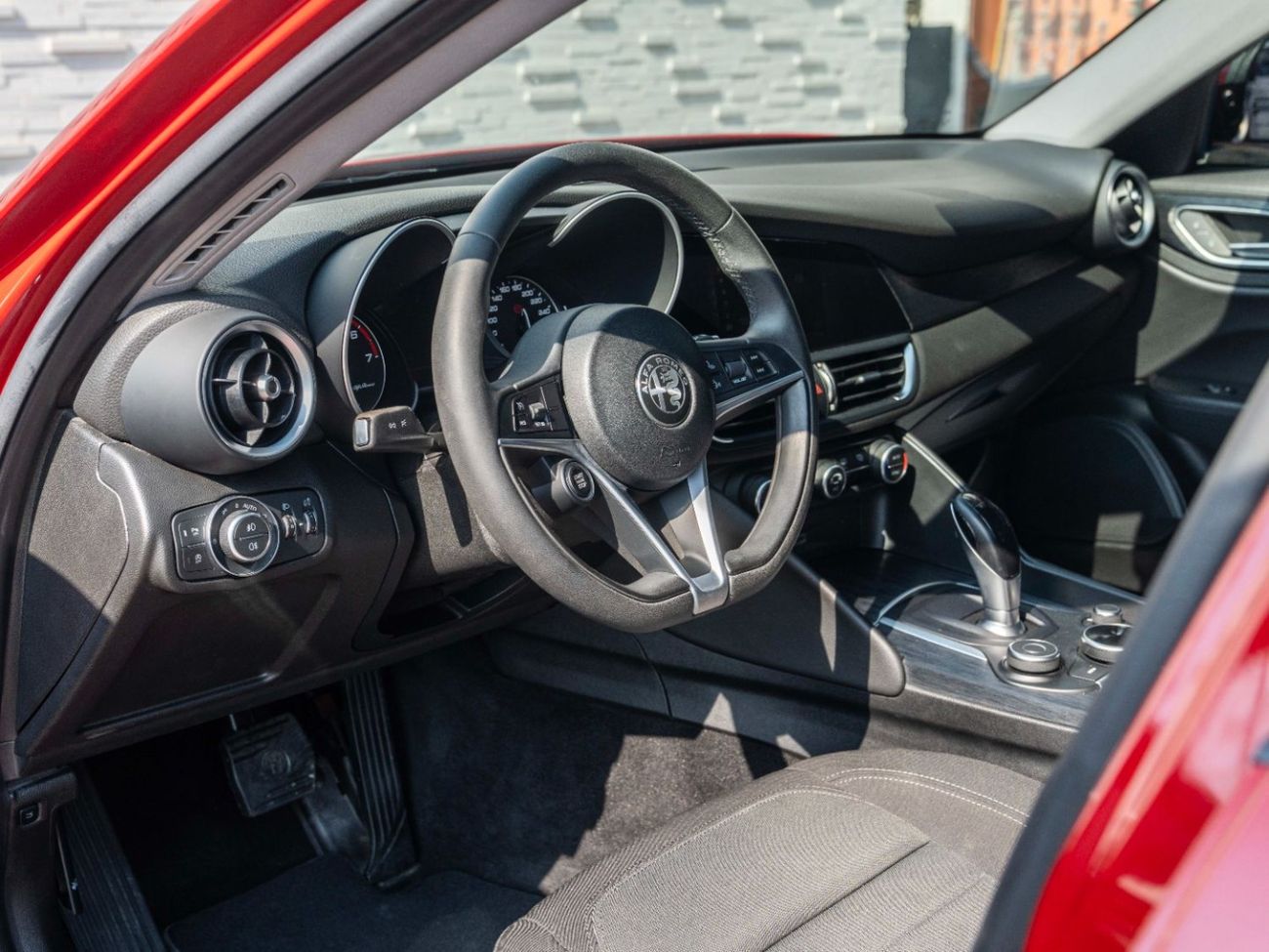 ألفا روميو جوليا S 2.0L