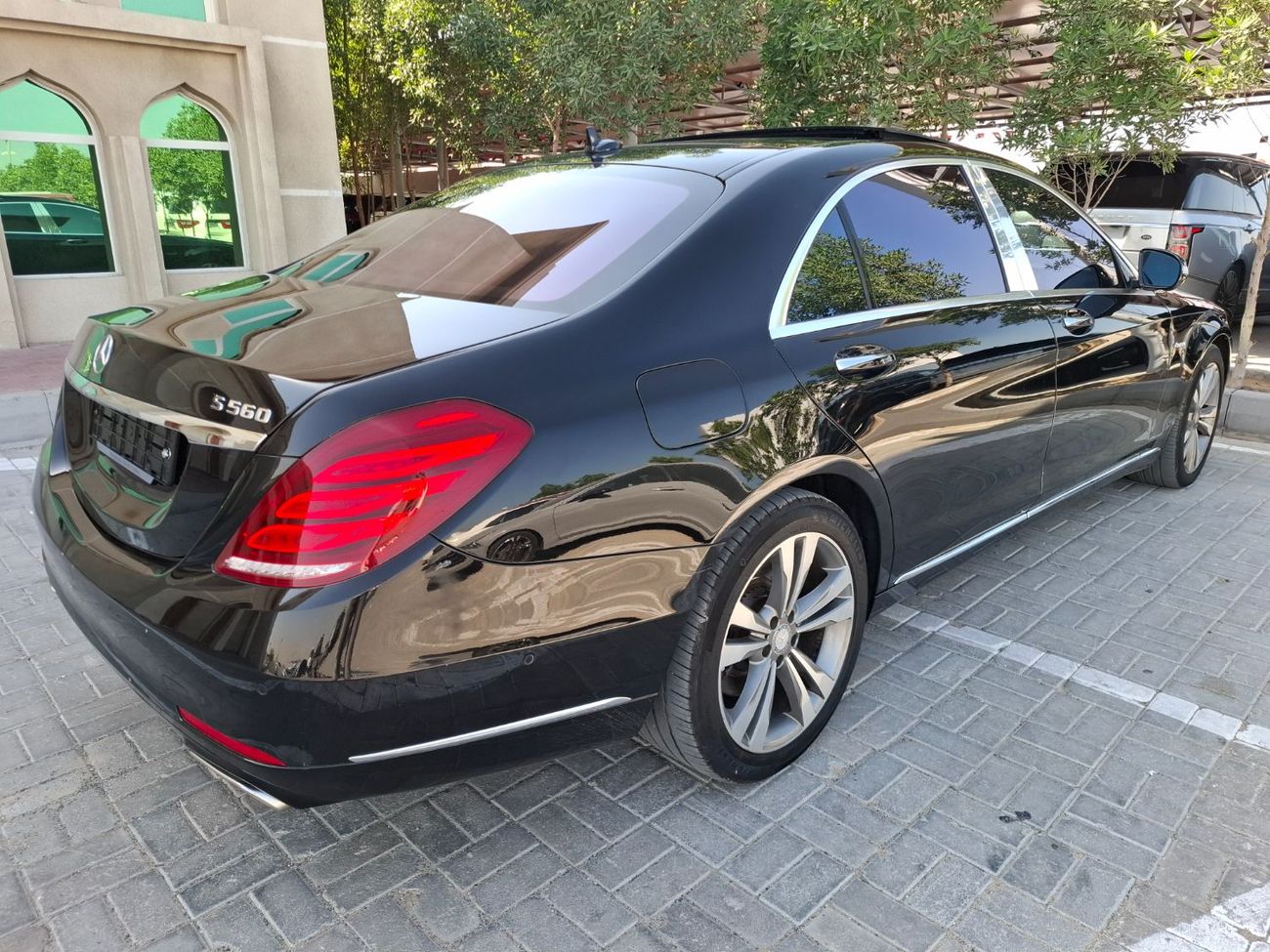مرسيدس بنز S 500 AMG 4.7L