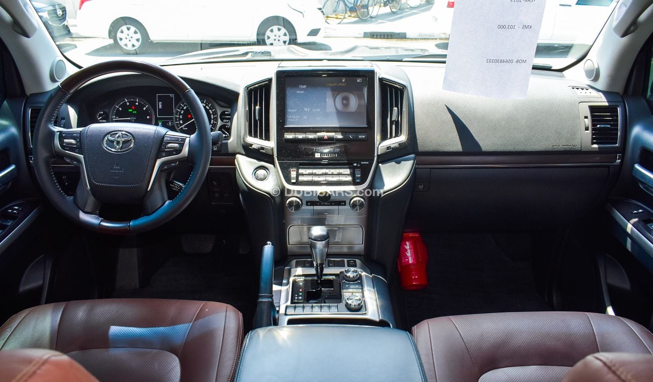 Toyota Land Cruiser VXR Grand Touring V8 5.7L