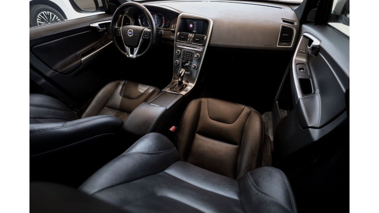 فولفو XC 60 Volvo XC60 2016 GCC under Warranty with Flexible Down-Payment.