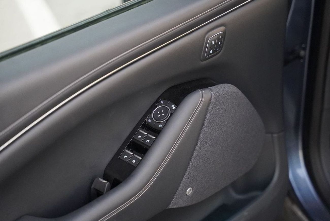 فورد موستانج ماك-إي 2022 FORD MUSTANG MACH-E PREIMUM AWD BLUE 0km